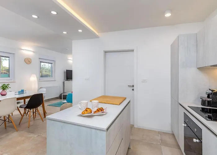 Hébergement de vacances Shimunelka Peroj