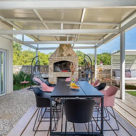 Shimunelka Ferienhaus Peroj