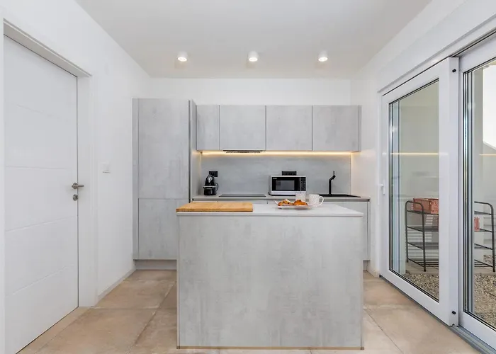 Vakantiehuis Shimunelka Peroj